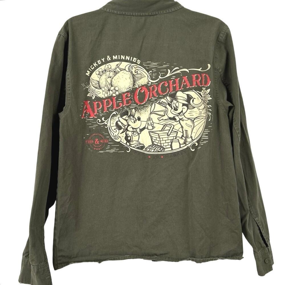 Disney Epcot Food Wine 2021 Mickey Minnie Graphic Button Up Top Green Large
